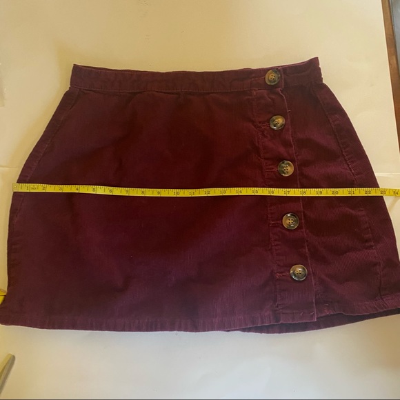 Boohoo Plus Berry Skirt With Buttons - Picture 7 of 9